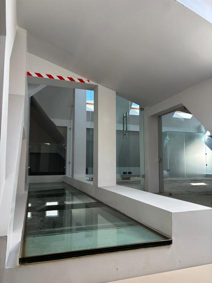 DOROBANTI,pe CAPITALE,duplex superb in locatie exceptionala,renovat,garaj,180mp