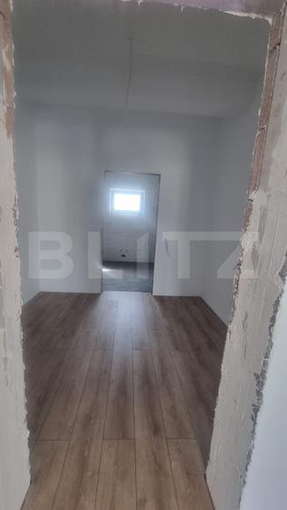Casa de vanzare, 245 mp, teren 400 mp, zona Strejnicu