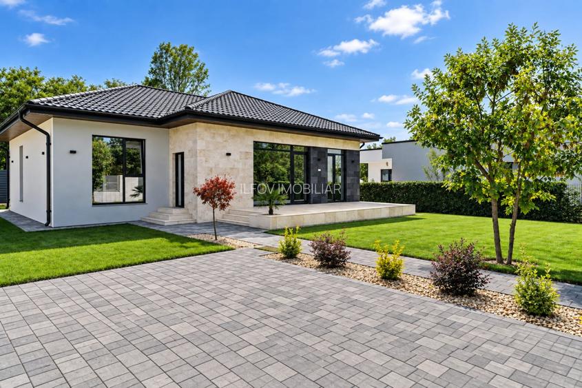 Casa langa padure, lot generos, finsaje premium