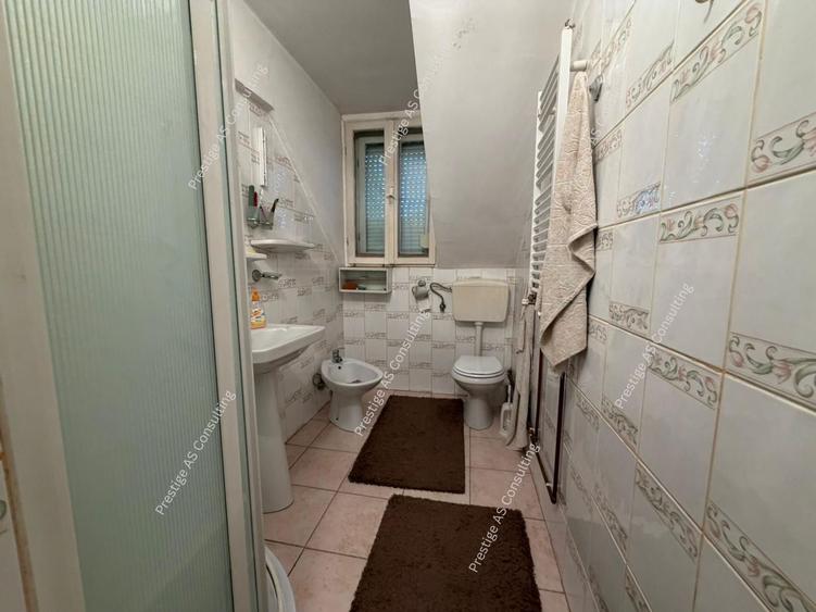 Casa individuala 2 apartamente | 310 mp utili | clinica / birouri Elisabetin