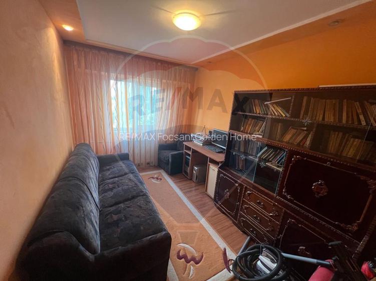 Apartament 4 camere b dul Garii - 3