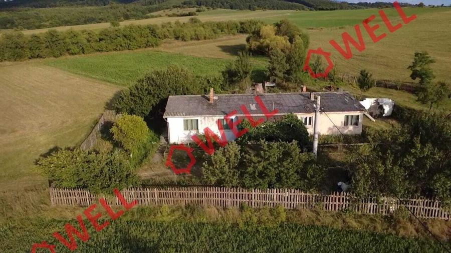 Apartament cu 2 camere de vânzare la marginea localității Căpeni!