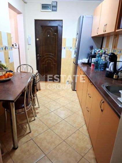 Apartament decomandat cu 3 camere, Calea Sagului