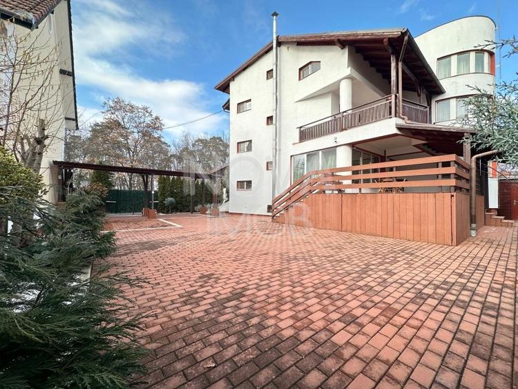 Casa individuala - vedere spre padure - Parcul Sub Arini