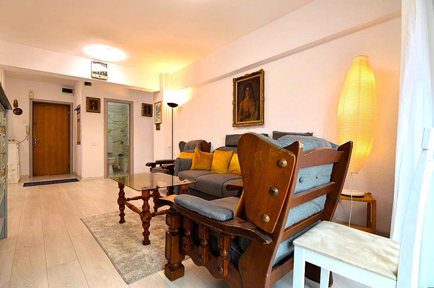 INCHIRIERE APARTAMENT 3 CAMERE DECEBAL –RESTAURANT DUMAN