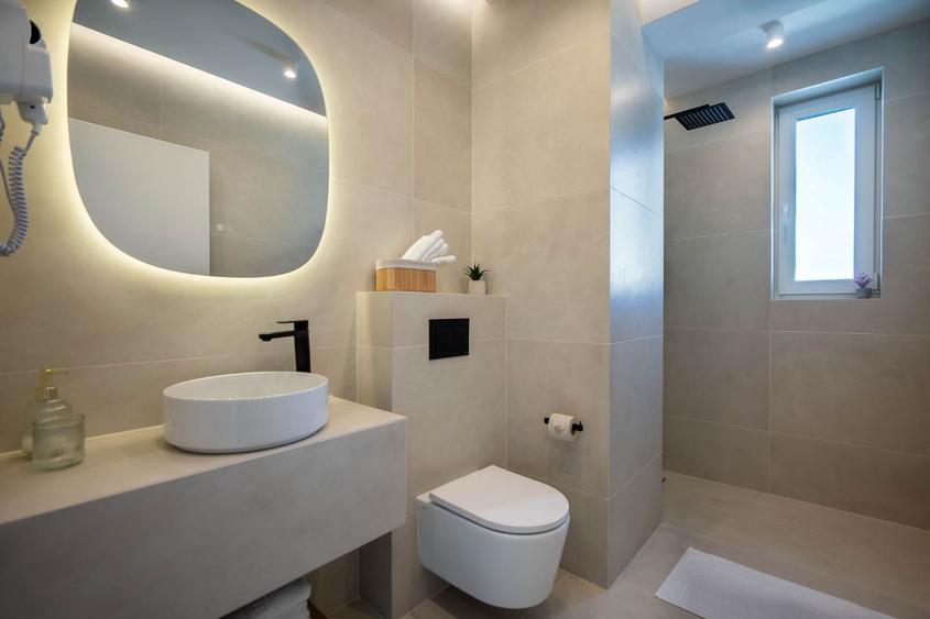 Penthouse premium cu 2 camere în cartierul Între Lacuri,terasă 150 mp cu jacuzzi