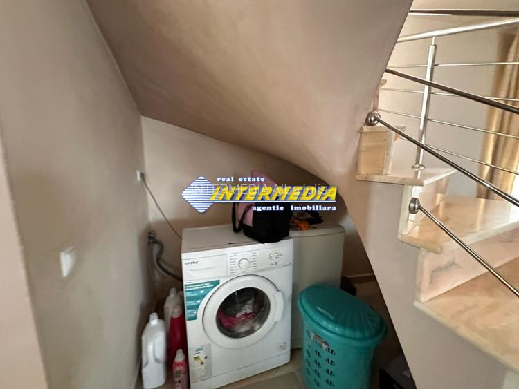 Casa in Centru finisata, mobilata, utilata complet - 16