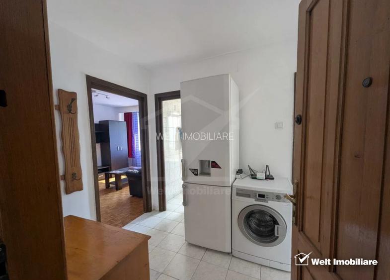 Apartament 2 camere, zona centrala, decomandat, etaj 2/4!
