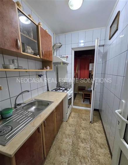 Garsoniera mobilata si utilata etaj 1,bloc 1980–ideala pentru locuit sau investi - 3