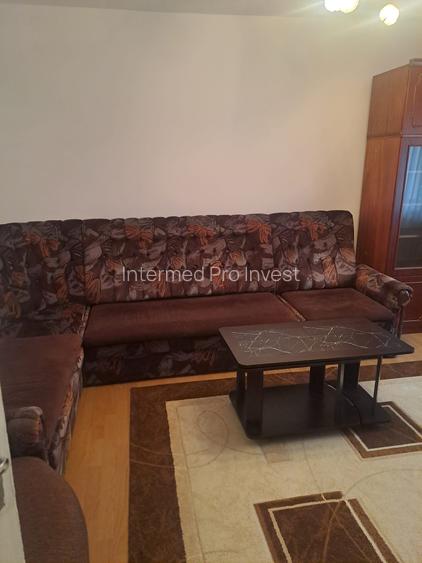 Tomis III-apartament cu 3 camere cf 1,cu centrala,  etaj 1 - 9