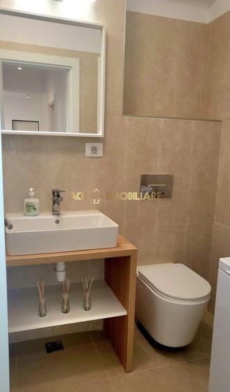 3 Camere de inchiriat | Sisesti | Centrala | Loc de Parcare