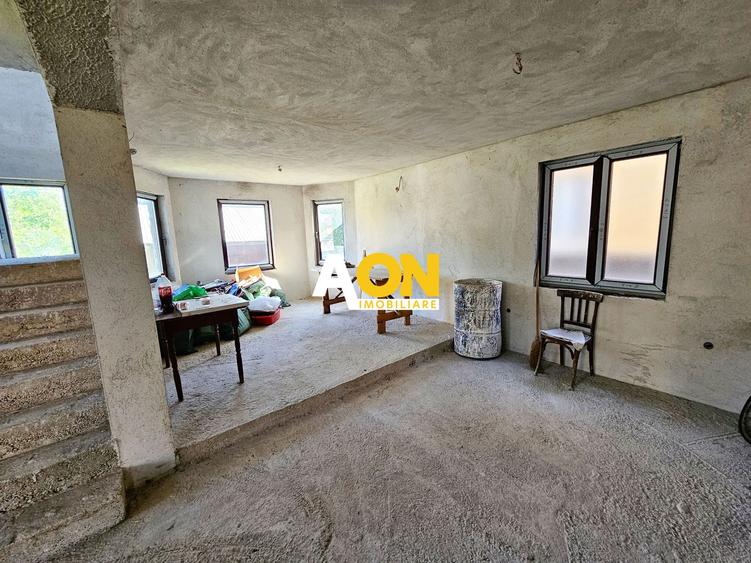 Casa la gri, S+P+M, 4 camere, 500 mp teren, Cetate, toate utilitatile