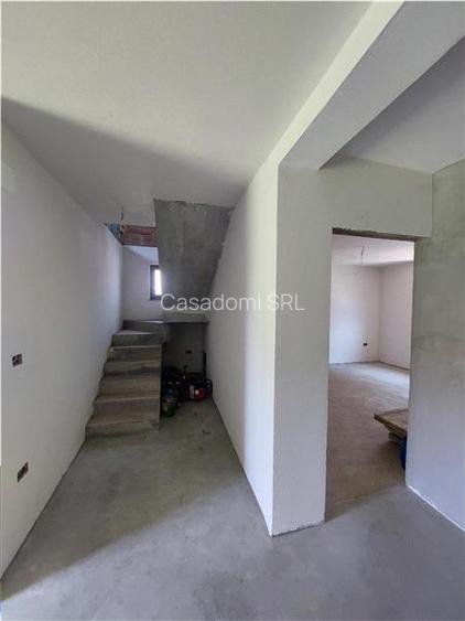 PRET REDUS!!! Casa parter cu pod mansardabil in Livada - 4