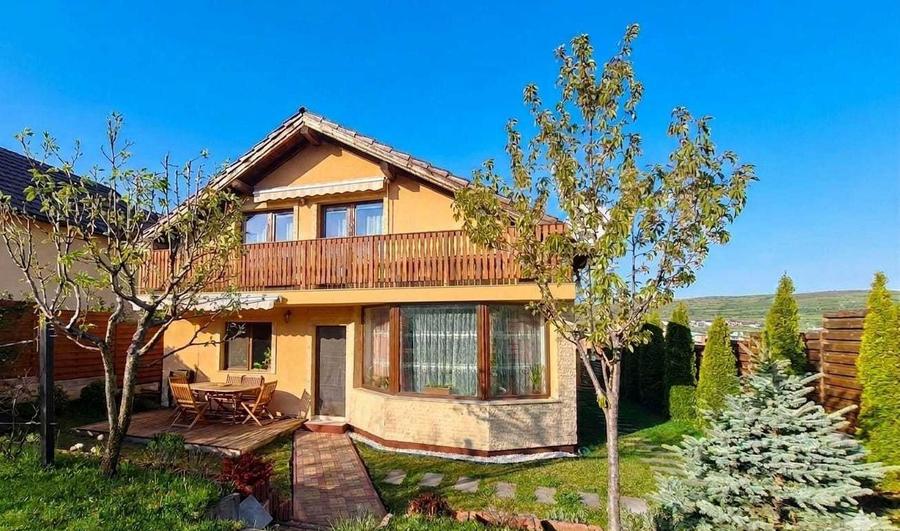 Casă individuală | 5 camere | teren generos | garaj | Chinteni
