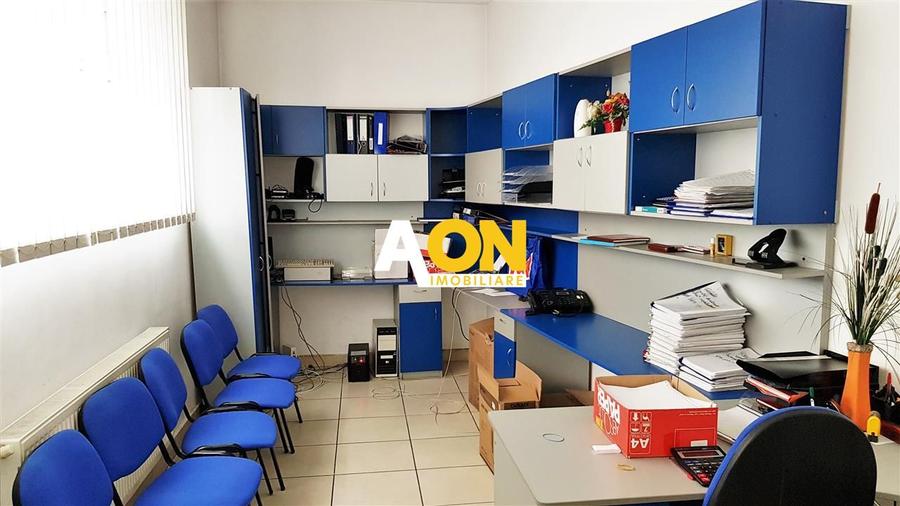 Spațiu de Birouri și Comercial, 800mp + Hală 500mp, Parcare Privată