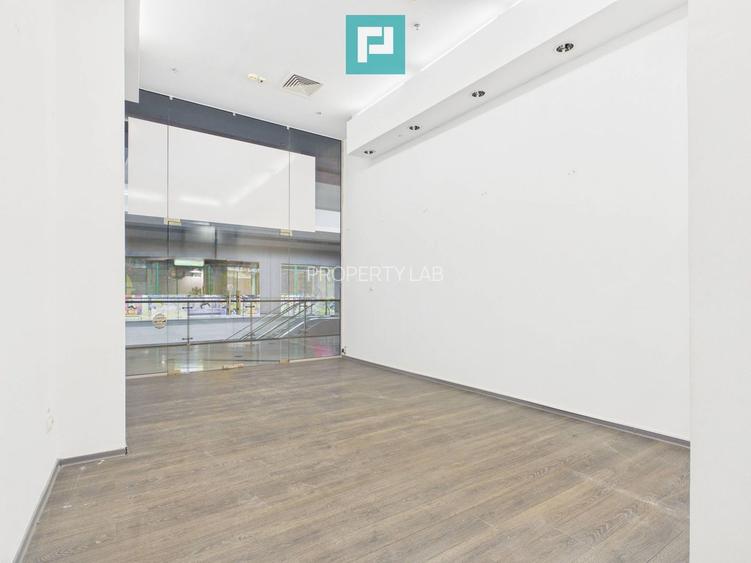 Spațiu comercial/de birouri/showroom în Arad - 2