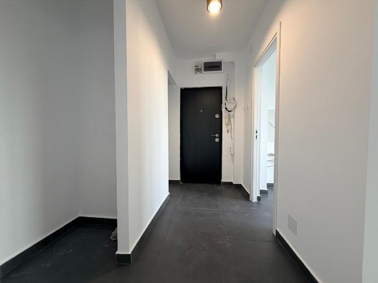 Apartament 3 camere renovat - etaj 7 - str Jean Steriadi - Titan