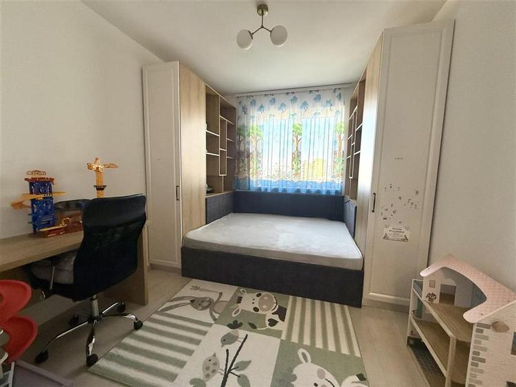 Apartament tip Penthouse, 3 camere, terasa 50mp – Coresi