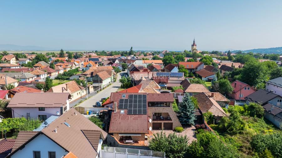 Comision 0% | Casă cu arhitectură unică în zona centrală Cristian