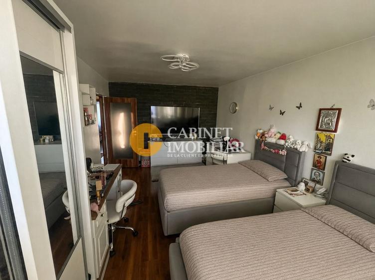 3 camere decomandat + 2 Bai - 72mp- zona Dacia