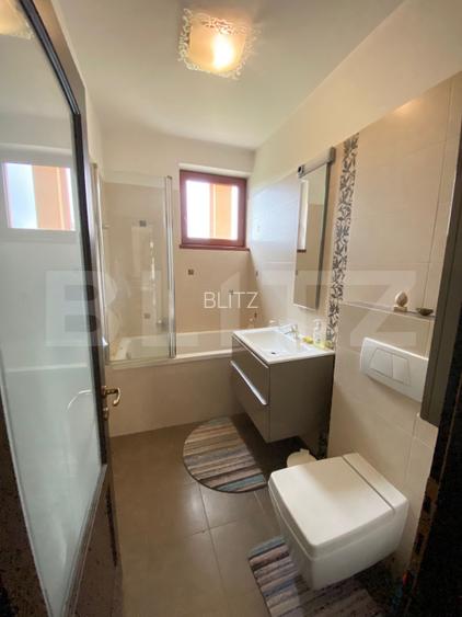 Casă individuală de vânzare, 250 mp utili, teren 1200 mp, zona Unirea