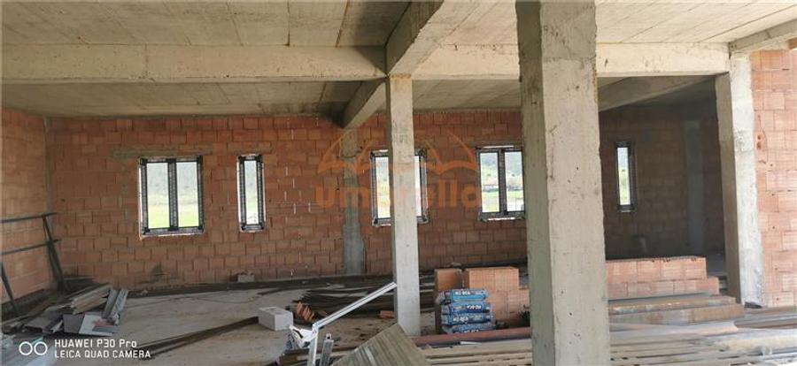 Vila - Pensiune de vanzare, 18 camere in Fundatura-Iclod, Cluj !