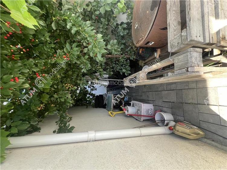Apartament cu 3 camere si gradina proprie de 85 mp zona Brana - 13