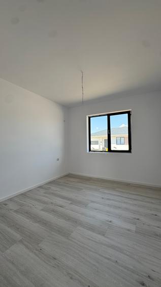 Casa INDIVIDUALA FINALIZATA, 8 Residence Balotesti, curte 510, casa 115 mpu