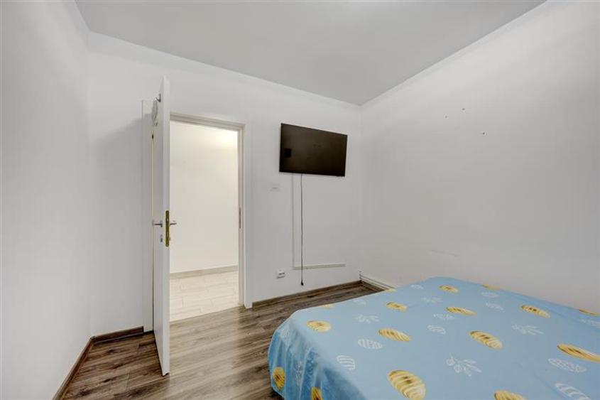 23 AUGUST - BD. BASARABIA,7 CAMERE,201 MP,AN 2015,TEREN 187 MP