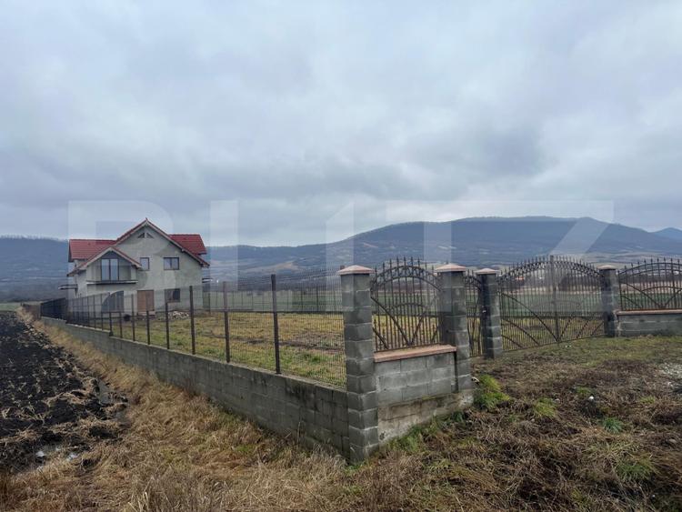 Casa Individuala, 230 mp, 2900 mp teren, 15 km de Bistrita 2900 mp teren