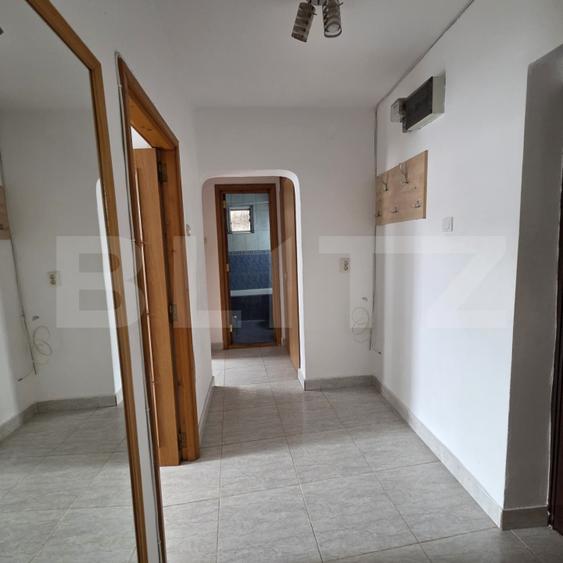 Apartament 2 camere, spatios, 57 mp, zona Micro 21