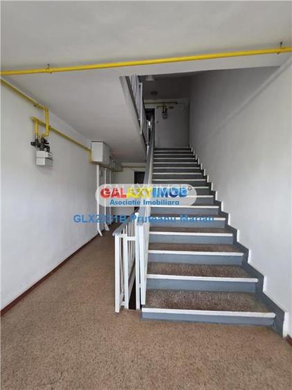 Inchiriere apartament cu 3 camere situat apropae de metrou Favorit - 30