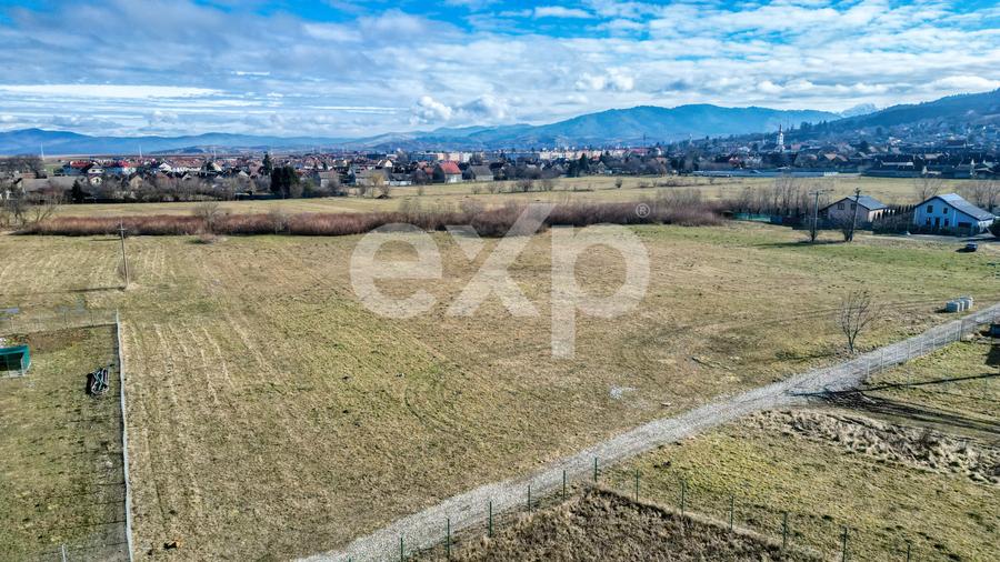 Teren 3.120 mp cu potențial de dezvoltare – Săcele | Posibilitate PUZ