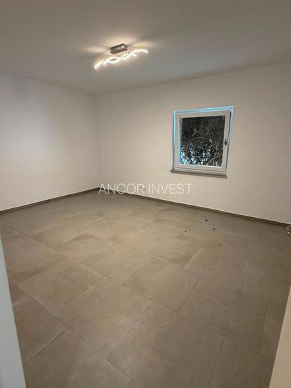 Spațiu comercial multifuncțional de închiriat,2 clădiri în aceeași curte Baneasa - 6