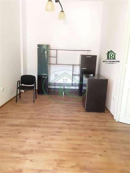 Casa si teren zona centrala - pretabil activitati comerciale !!