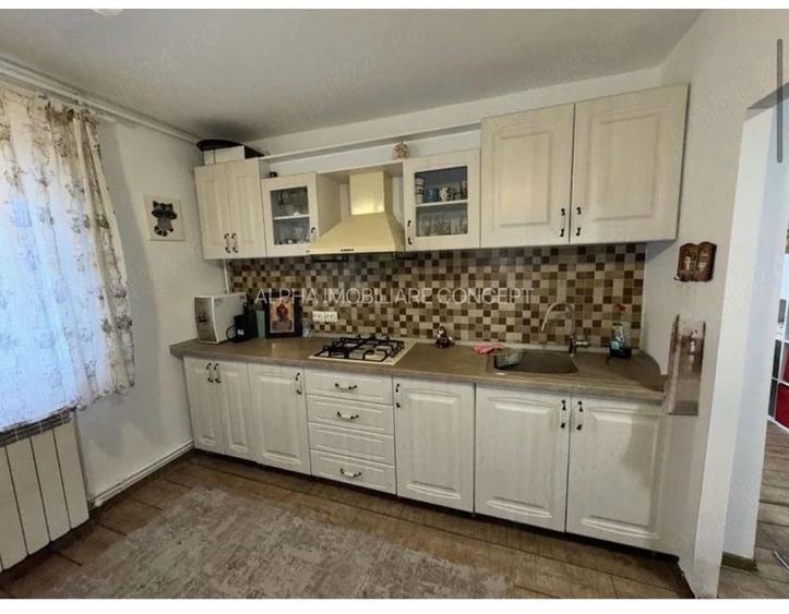 INEL 1 3CAMERE LUX,GAZE, LIBER 80 MP PRET 173000 EURO