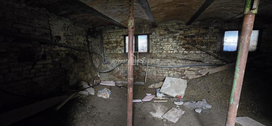 Spatiu de vanzare in centrul orasului Sighisoara - 11