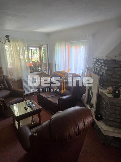 Casa de vanzare Valea Doftanei zona Rusu