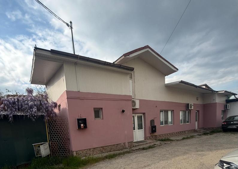 Casă de închiriat, 100 mp, ideală pentru activități economice, zonă 9 Mai