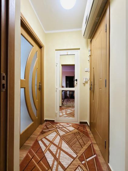 Apartament 2 camere, etaj 7/10, boxa, zona Sagului