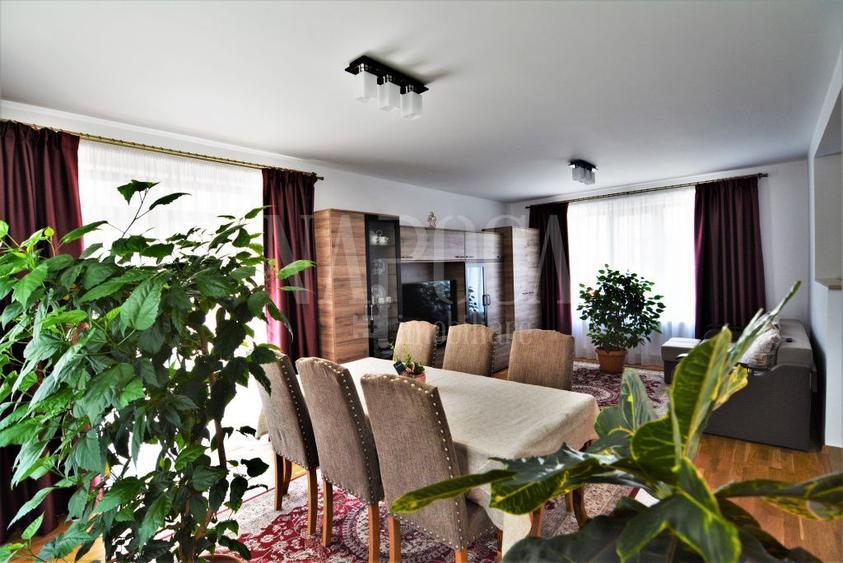 Casa 4 camere de vanzare in Floresti