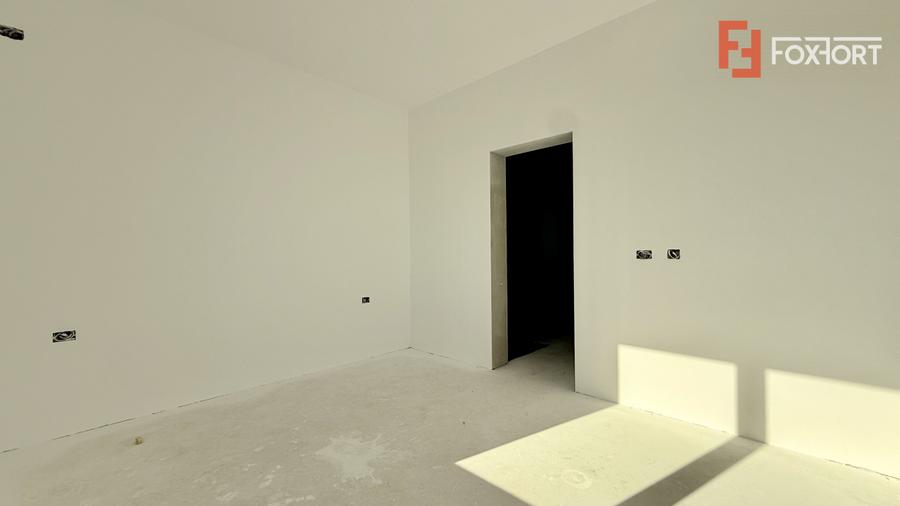 Duplex 5 camere cu toate utilitatile - Mosnita Noua
