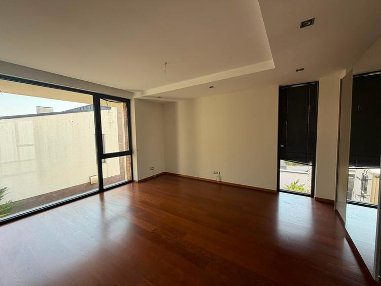 4 BEDROOM VILA WITH POOL EROU IANCU NICOLAE | VILA 5 CAMERE EROU IANCU NICOLAE