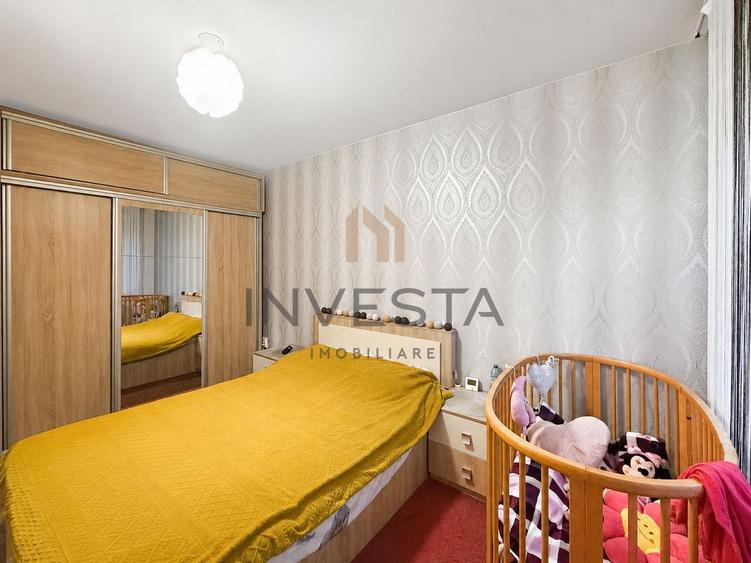 Apartament 2 camere decomandat, etaj intermediar, zona Intre Lacuri!