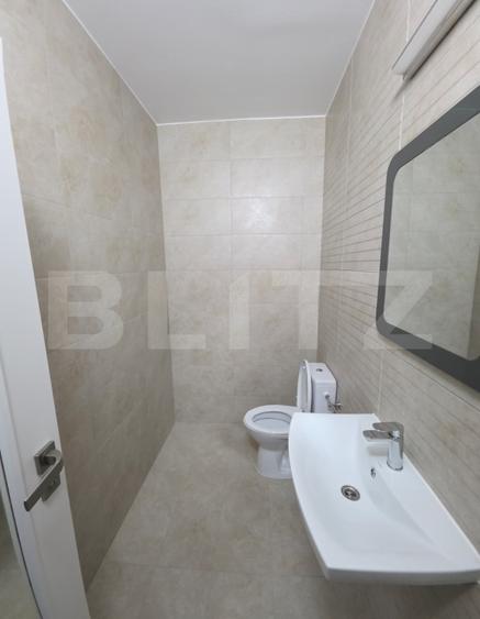 Apartament 77 mp utili – locuință, cabinet, spatiu comercial