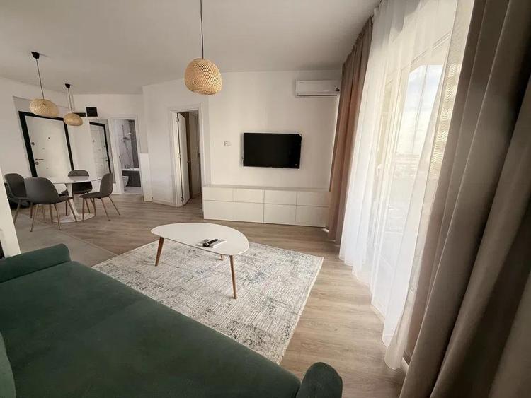 Inchiriere Apartament Tip Studio Bloc Nou Virtutii-Lujerului