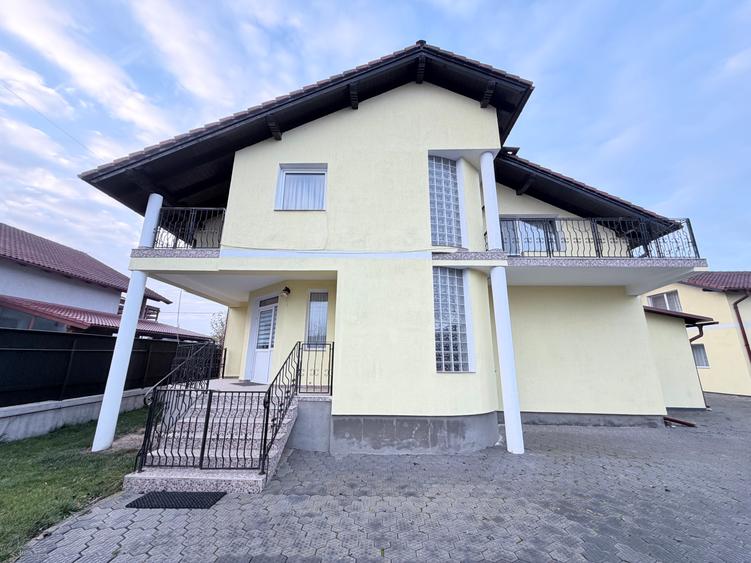 Casa de vanzare -Cristian, Brasov -Teren Generos