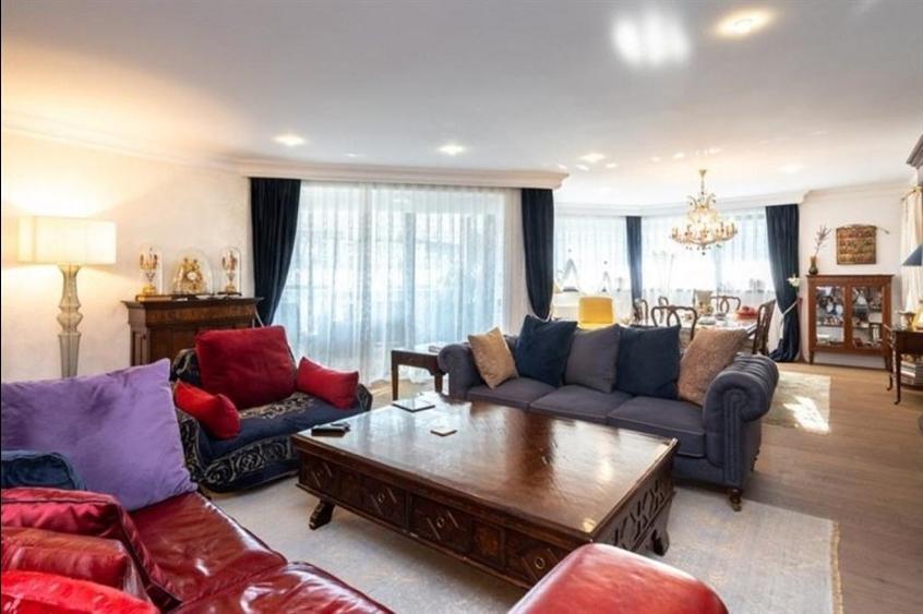 Apartament 7 camere Nordului