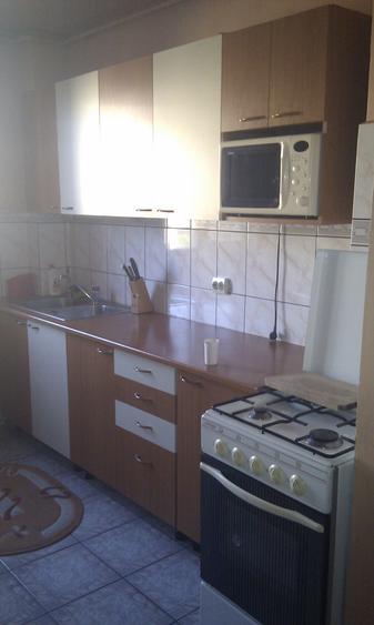 Vand apartament 4 camere Gojdu
