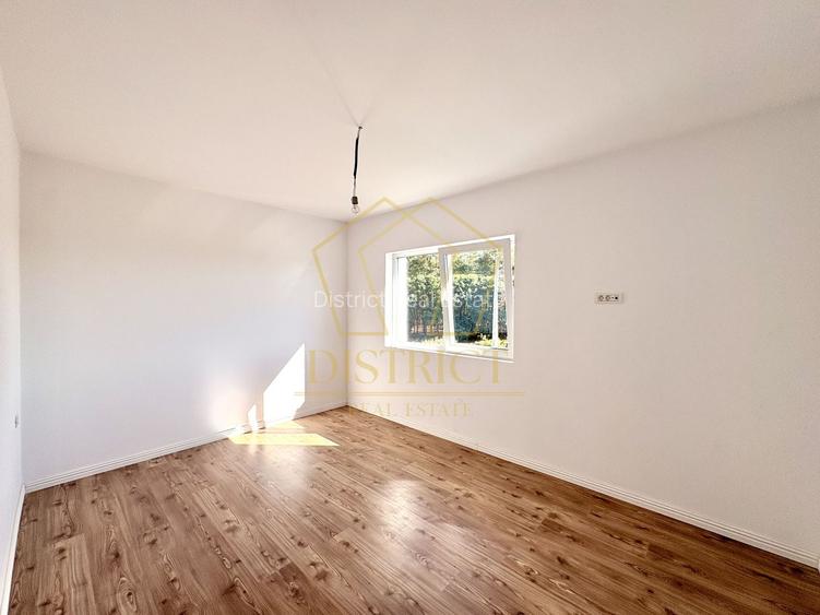 Duplex cu 4 camere, despărțit prin camera tehnica | Mosnita Noua - 11